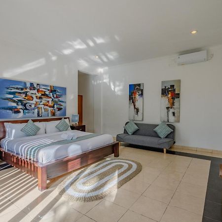 Villa Alleira Seminyak By Best Deals Asia Hospitality Ngoại thất bức ảnh