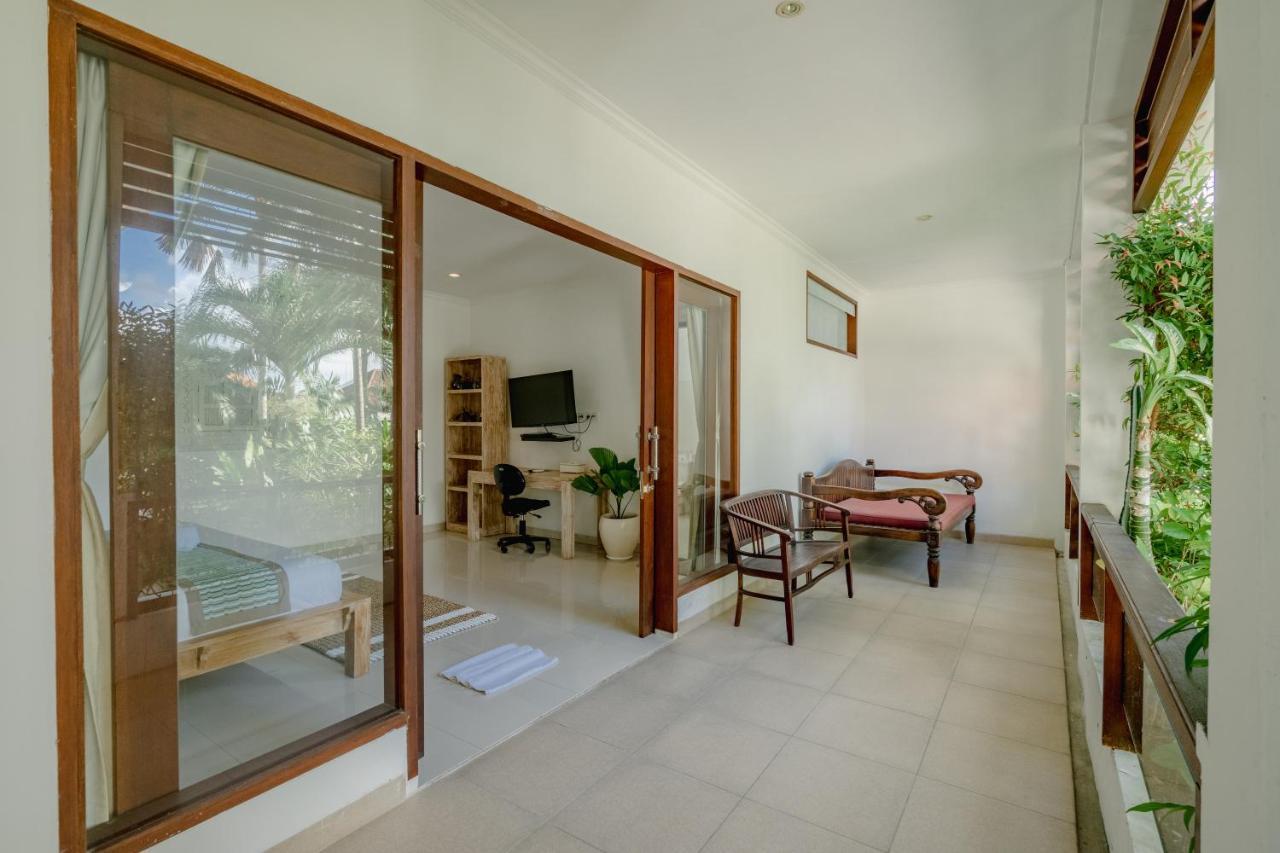 Villa Alleira Seminyak By Best Deals Asia Hospitality Ngoại thất bức ảnh