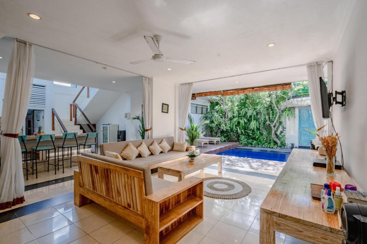 Villa Alleira Seminyak By Best Deals Asia Hospitality Ngoại thất bức ảnh